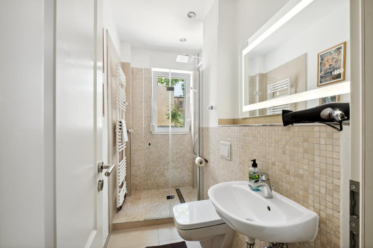 Arbio I Cozy Apartment Near Ku'Damm With Parking Berlin Eksteriør bilde